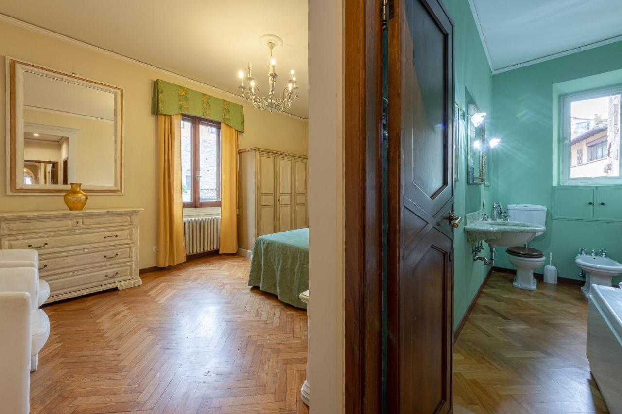 Ponte Vecchio Luxury II Apartment ฟลอเรนซ์ ภายนอก รูปภาพ
