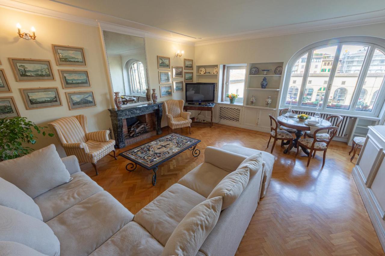 Ponte Vecchio Luxury II Apartment ฟลอเรนซ์ ภายนอก รูปภาพ
