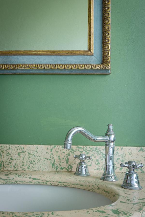 Ponte Vecchio Luxury II Apartment ฟลอเรนซ์ ภายนอก รูปภาพ