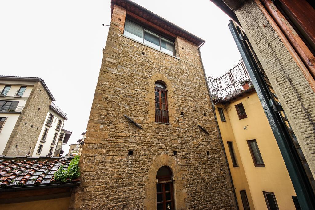 Ponte Vecchio Luxury II Apartment ฟลอเรนซ์ ภายนอก รูปภาพ